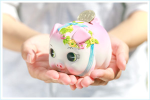 リーズナブルなイメージの豚の貯金箱